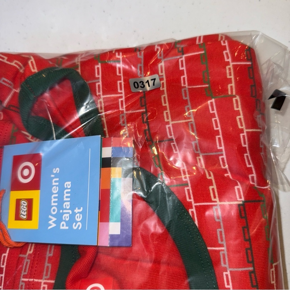 Lego‎ Women’s Pajama Top Size 4x No Bottoms Just Top NWT - Picture 9 of 9